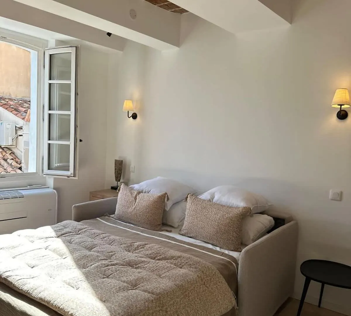 Studio Le Paon The Heart Of St Tropez Saint-Tropez France